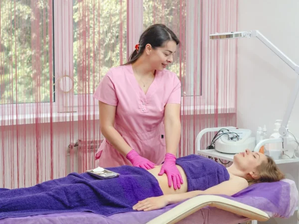 Klinik Kecantikan dan Pelangsingan Tubuh