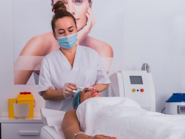 Klinik Dermatologi Terbaik di Bali Lavalen Beauty