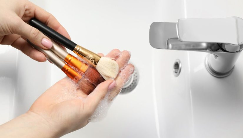 Tips Mencuci Brush Makeup Lavalen Beauty