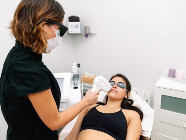 laser wajah bekas jerawat lavalen beauty