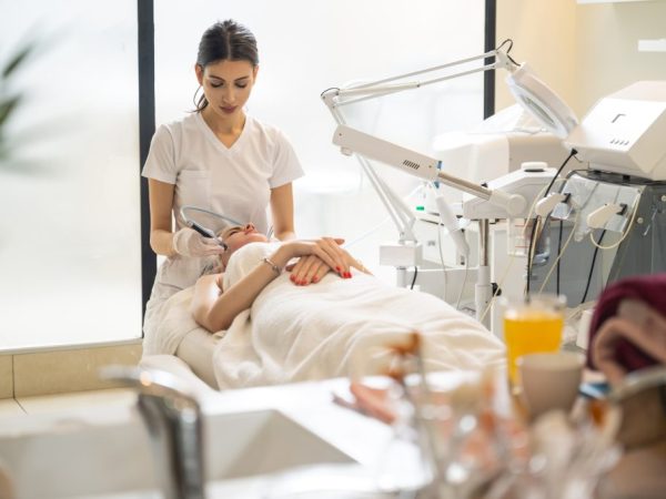 klinik kecantikan Bali di lavalen beauty