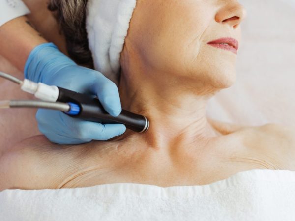 treatment kulit kendur di lavalen beauty
