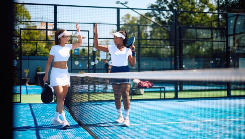 turnamen padel pakai kebaya lavalen beauty