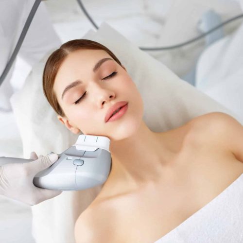 image_search_0_hifu_facial_treatment_woman_clinic